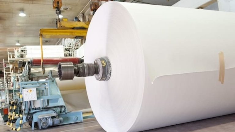 Fiskeby Board lägger över lagerhanteringen på tredjepartslogistikerna Agna Logistik.