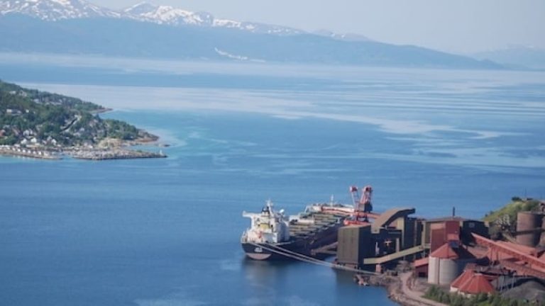 Med den nya utbyggnaden kommer LKAB att kunna lasta ut närmare 30 miljon ton malm om året från Narvik.