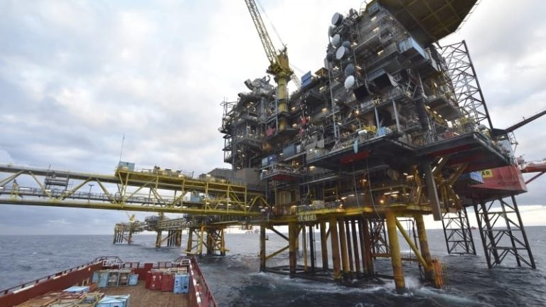 Snart i fransk ägo: Tyra East.