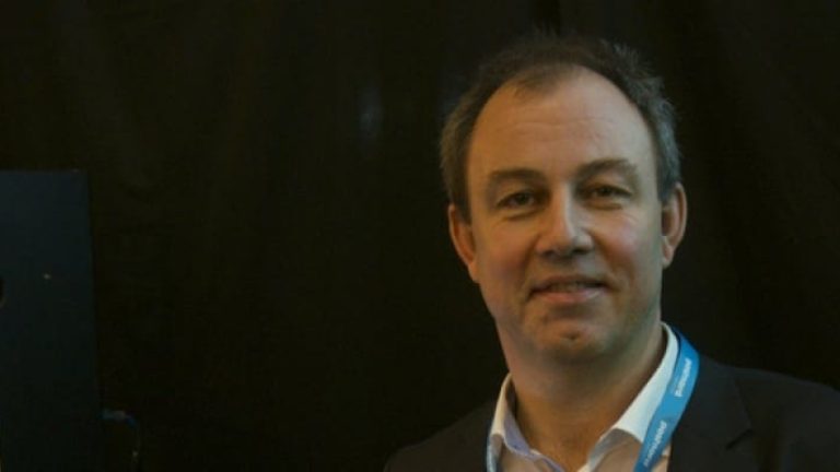 Lennart Karlsson, Jula, låter det gå dagliga godståg på den relativt korta sträckan mellan Göteborg och Falköping. Nu har bland annat Ikea och Swedish Match hakat på.