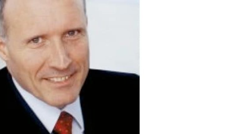 Remo Brunschwiler, kvar hos Swisslog till nyår. Remo Brunschwiler, kvar hos Swisslog till nyår.