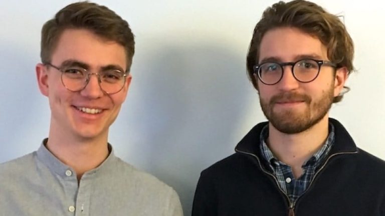 Joel Falck (t v) och Anton Malmberg är grundare och ägare av e-handlaren Kitchentime.