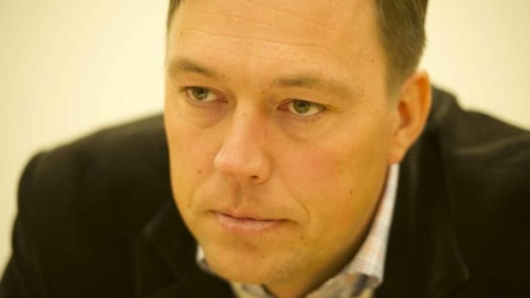 Transportköparna är villiga att betala mer för rättvisa och hållbara transporter menar Åkeriföretagens vd Rickad Gegö.