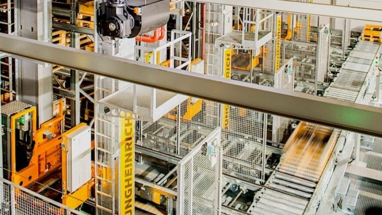 Jungheinrich har totalansvaret för att automatisera Ikeas distributionscentral i Esipovo utanför Moskva. Jungheinrich har totalansvaret för att automatisera Ikeas distributionscentral i Esipovo utanför Moskva.