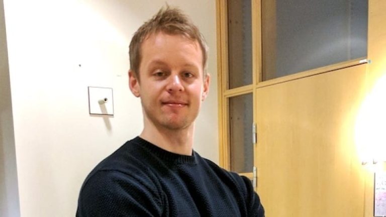 7ff382f87b5e51e6ee9f2b191bddcbcd