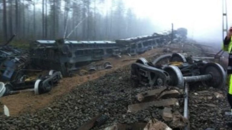 Urspårningen i maj 2013 på Stambanan genom inre Norrland orsakade stora skador på både tåg och på räls.