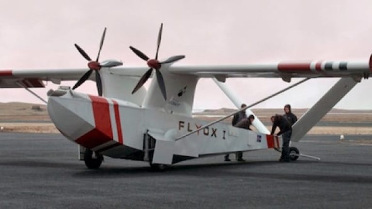 Flyox flyger obeannat och tar en last på 2000 kg. Hjälpsändningar blir förmodligen ett viktigt användningsområde.