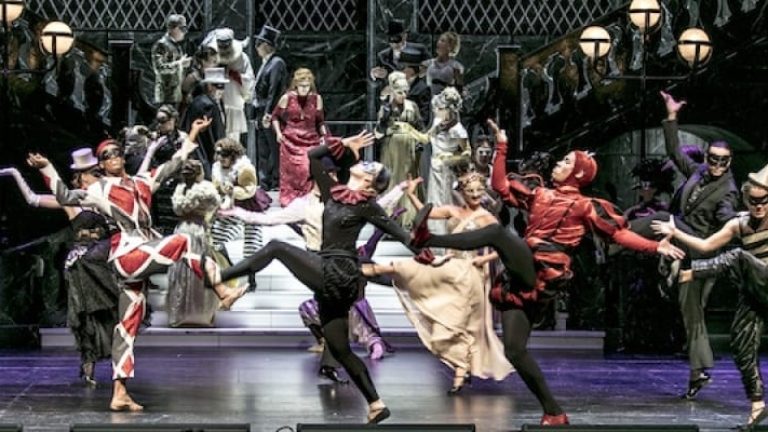 Även kulisserna till Göteborgsoperans föreställning Fanomen på Operan lär hamna i Prologis Gothenburg Park II.