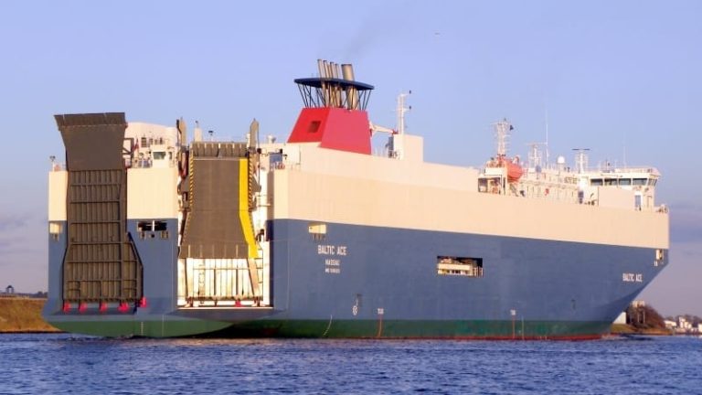 Bilfraktsfartyget Baltic Ace uppges ha sjunkit på mindre än 15 minuter efter kollisionen den 5 december. Elva personer omkom.