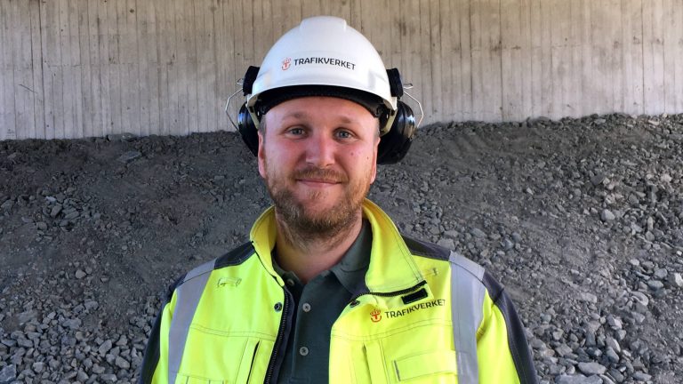 Anton Djurberg, projektledare på Trafikverket för E20-etappen förbi Vårgårda.