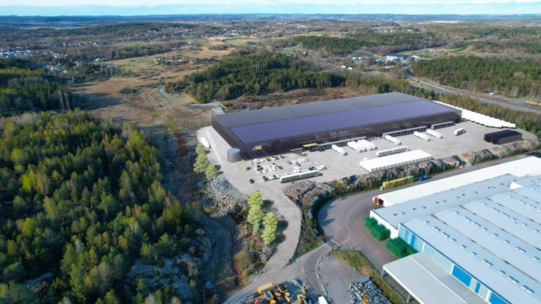 Drönarbild av logistikbyggnad på Hisingen