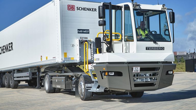 En terminaltraktor av typ Terberg BC.