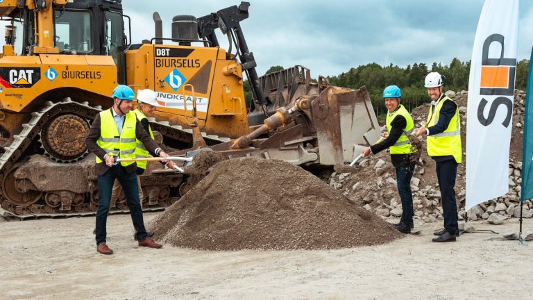 Spadtag för lagerbyggnation