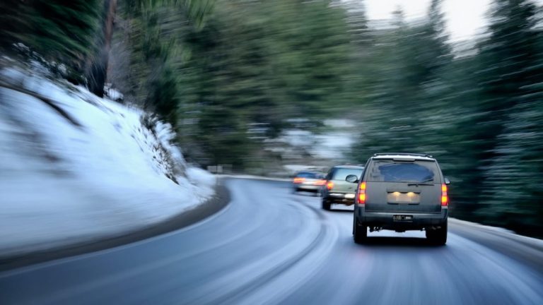 Trafik på vinterväg