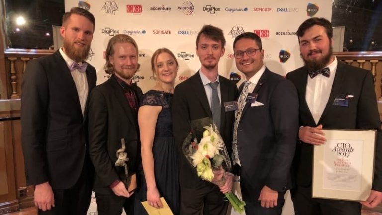 Stena Lines digitaliseringsgrupp: Sebastian Nabrink, Ludvig Gee, Jessica Andersson, Erik Osmund, Amer Mohammed och Hampus Hallman. Stena Lines digitaliseringsgrupp: Sebastian Nabrink, Ludvig Gee, Jessica Andersson, Erik Osmund, Amer Mohammed och Hampus Hallman.