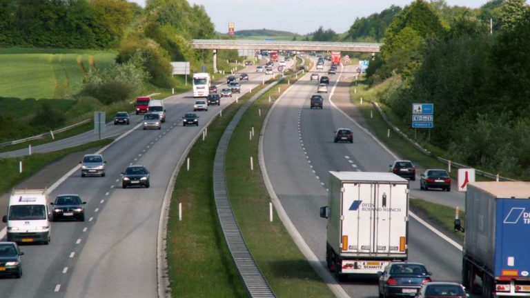 Foto: Lars Bo Wassini/Wikimedia. Bildlänk: https://commons.wikimedia.org/wiki/File:E20_53.jpg