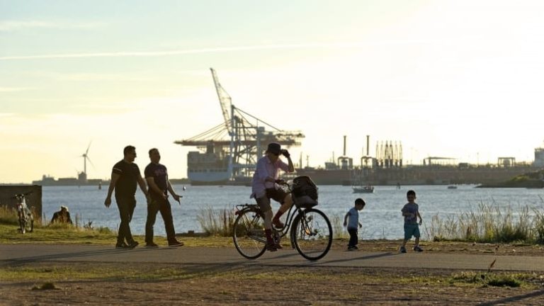 Omtvistat direktiv ger Göteborgsborna renare luft. Omtvistat direktiv ger Göteborgsborna renare luft.