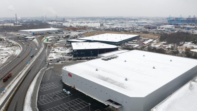 Icas e-handelslager i Göteborg togs i bruk i april 2021.