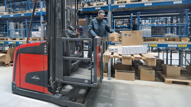 Plocktruck från Linde