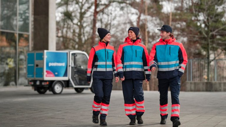 Nya uniformer för Postnord.