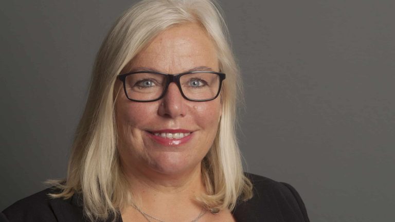 (Bild: Erik Roxfelt/Nya Ostkustbanan)