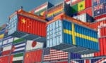 Containrar med flaggor på